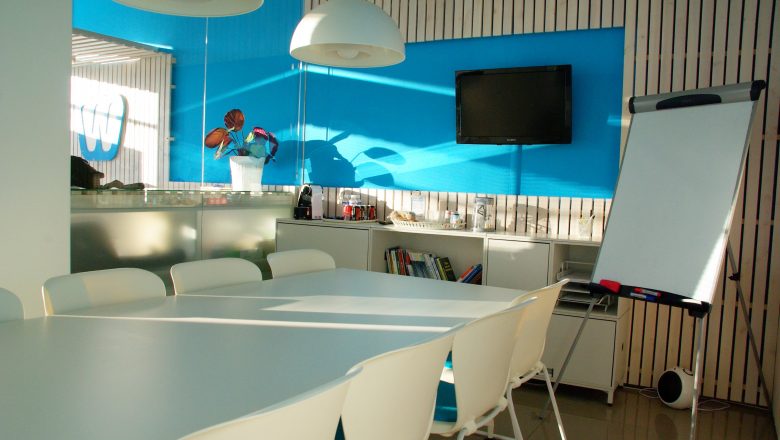 Professional yet affordable office painting and decoration services satisfy all clients